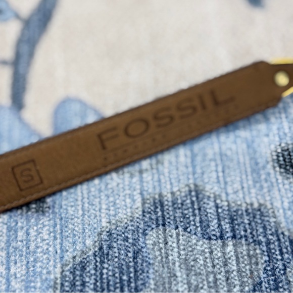 Fossil Genuine Leather Gold Western Concho Belt Small - Picture 4 of 7